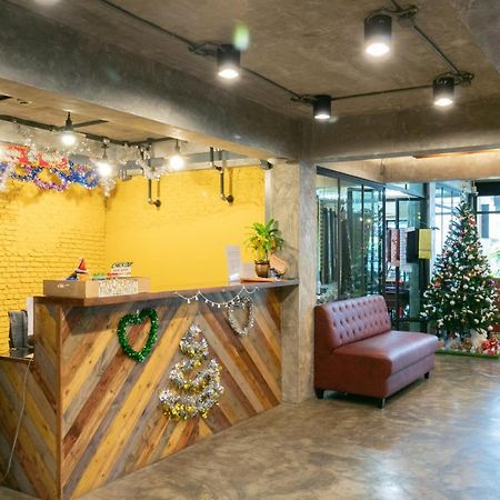 Zleepmotion Bangkok Hostel ภายนอก รูปภาพ
