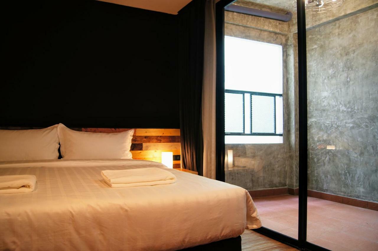 Zleepmotion Bangkok Hostel ภายนอก รูปภาพ